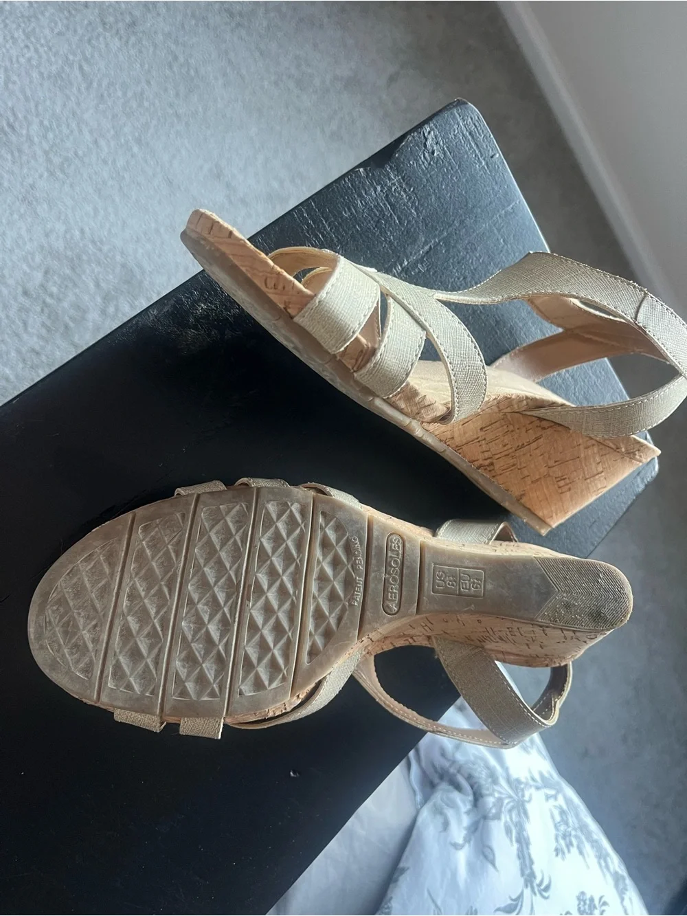 AEROSOLES lightweight wedge